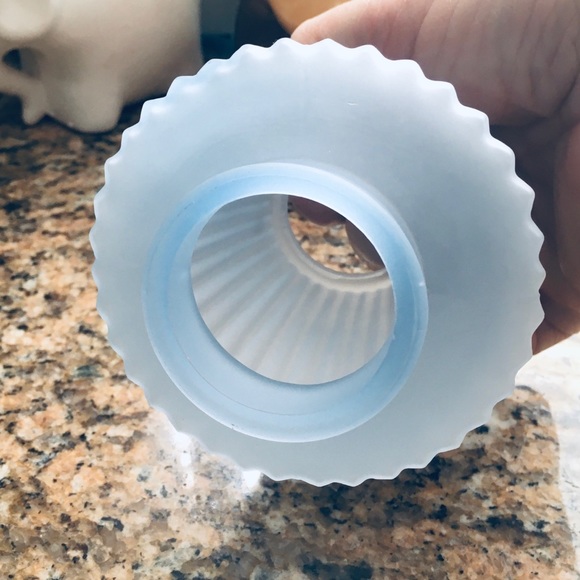 Vtg Yankee Candle tea light ribbed frosted blue glass shade - Picture 4 of 7